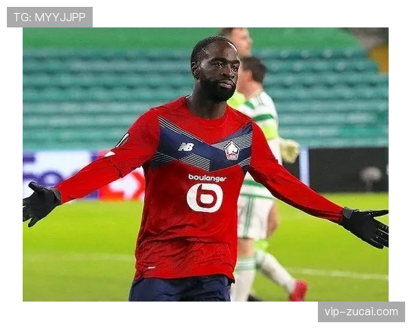 法媒预测巴黎对里尔首发阵容 马尤鲁连续首发李刚仁入选核心位置