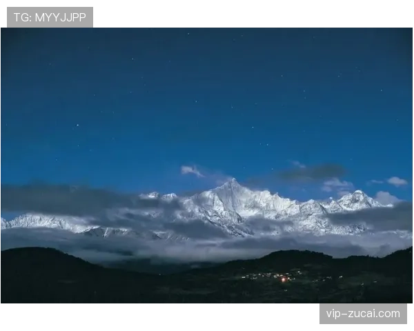 冰雪赛事联动文化体验日，国际选手共赏本地非遗手作